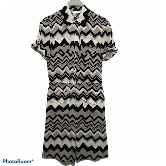 DIANE von FURSTENBERG Silk Chevron Shirt dress 6 - Picture 10 of 10